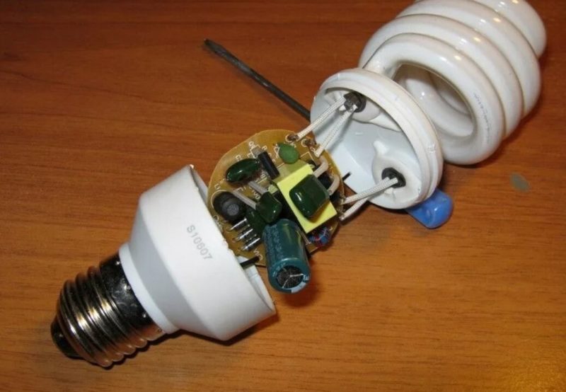 Substitution of Components in the Schematic