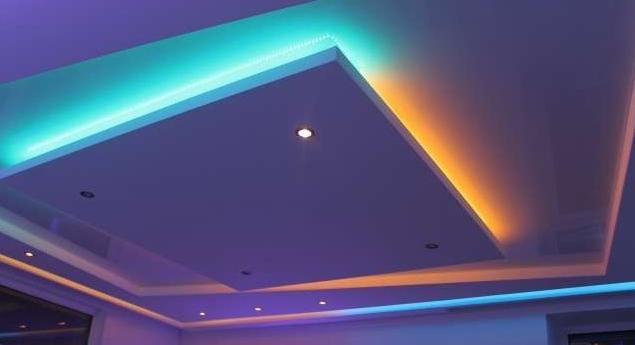 Option of lighting in the living room.