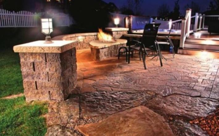 Installing lighting in the yard of a country house