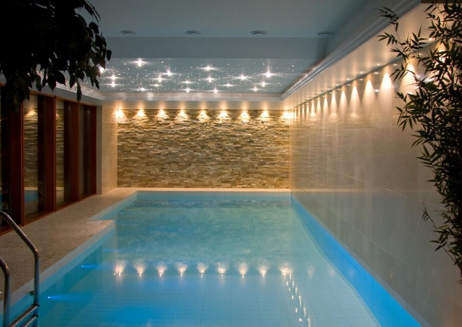 Swimming pool lighting in a detached house
