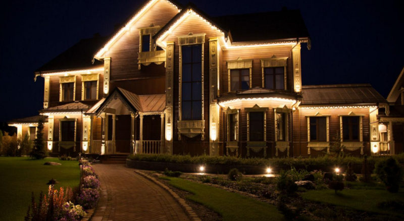 Private house yard lighting