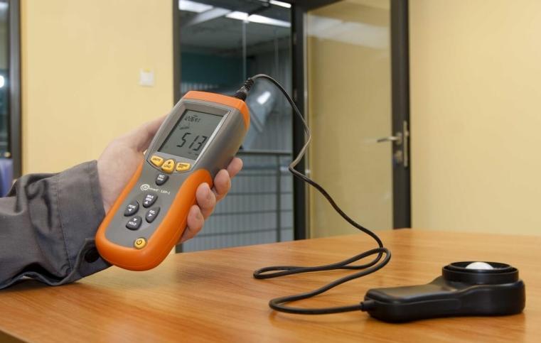 Scientific Instrument to measure light Which instrument measures light