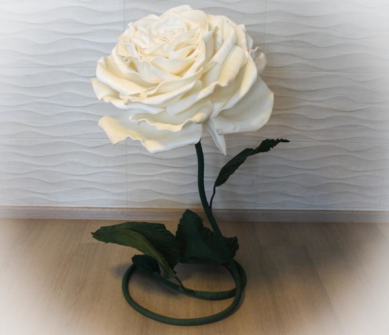 Step by step instruction on making light fixture from izolon