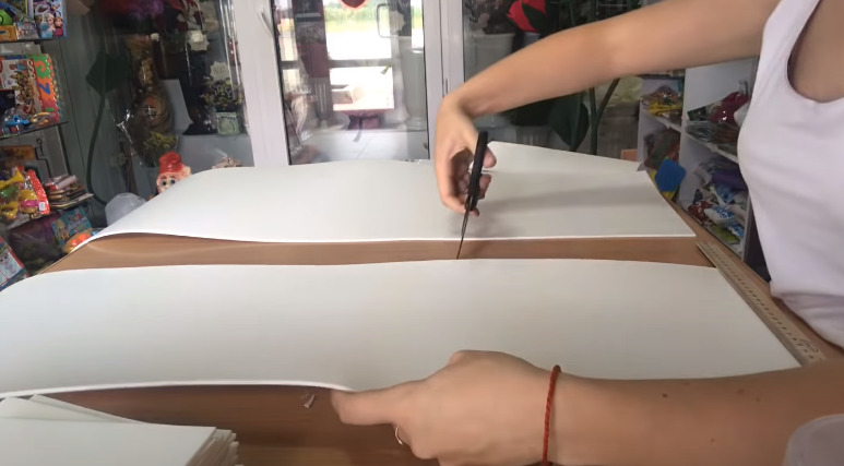 Step by step instruction on making light fixture from izolon