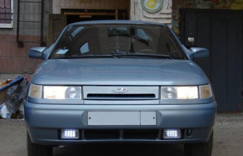 What are parking lights and why do they have to be on?