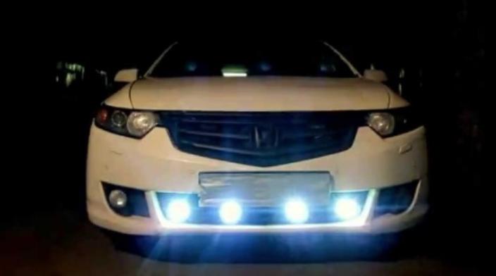 Penalty for a strobe light on a machine