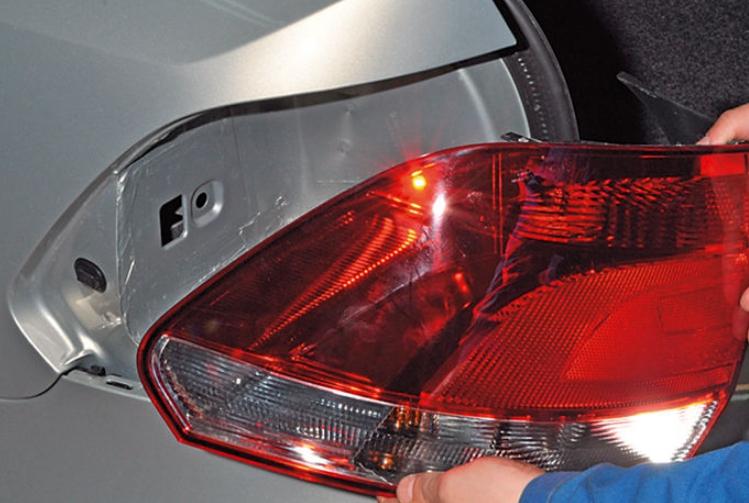 Replacing the headlight bulbs