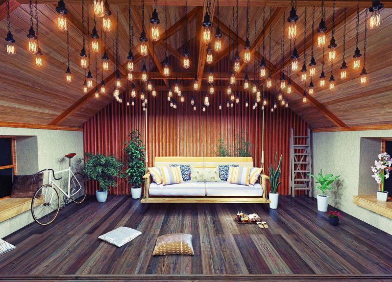 Lighting in the wooden house: tips and recommendations