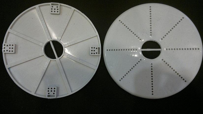 Chandelier holder for a suspended ceiling