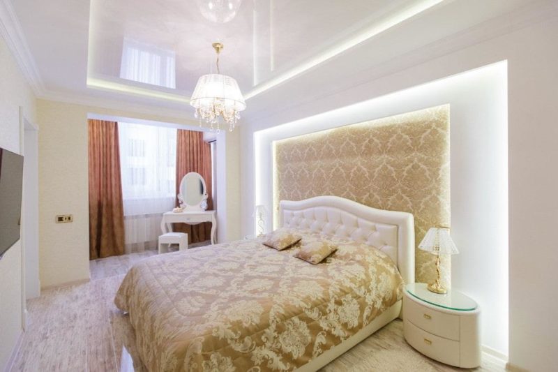 Which chandeliers are suitable for stretch ceilings